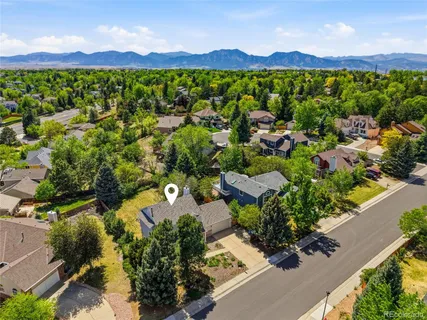 $950,000 | 1843 Eisenhower Drive, Louisville, CO 80027