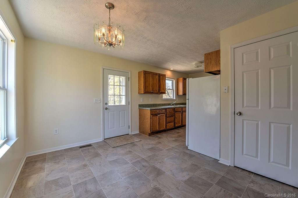 64 Spring Street Canton, NC 28716 - Photo 2 of 23 Gallery Image 2