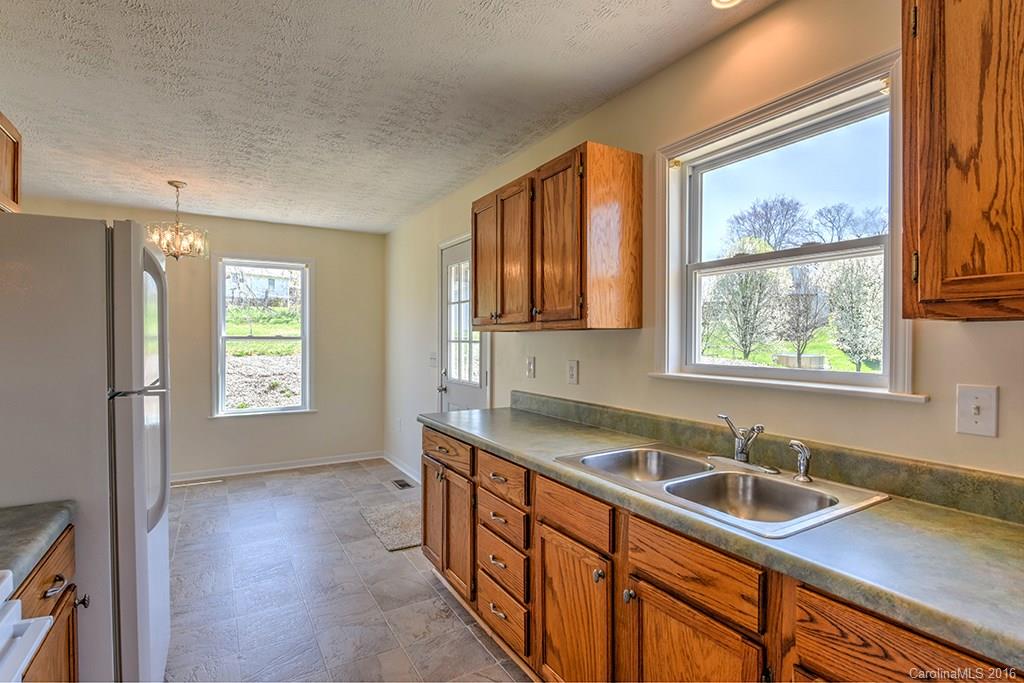 64 Spring Street Canton, NC 28716 - Photo 4 of 23 Gallery Image 4