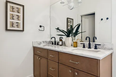 $642,500 | 926 West Avenue, Nashville, TN 37206