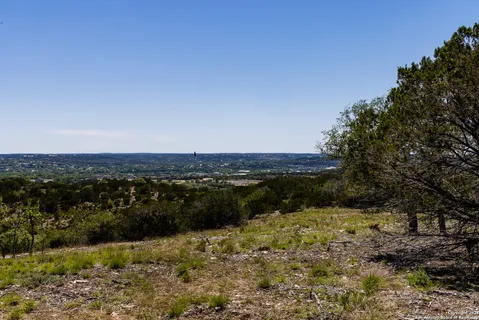 $899,000 | 179 North Countless Views Drive, Kerrville, TX 78003