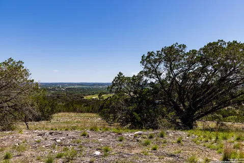$899,000 | 179 North Countless Views Drive, Kerrville, TX 78003