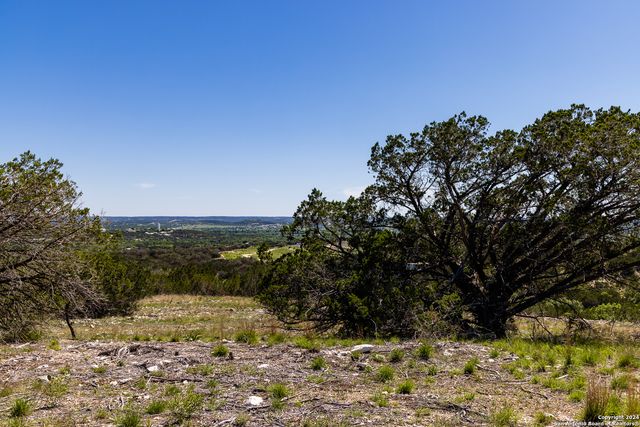 $899,000 | 179 North Countless Views Drive, Kerrville, TX 78003