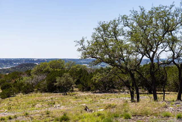 $899,000 | 179 North Countless Views Drive, Kerrville, TX 78003