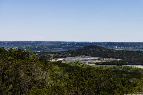 $899,000 | 179 North Countless Views Drive, Kerrville, TX 78003