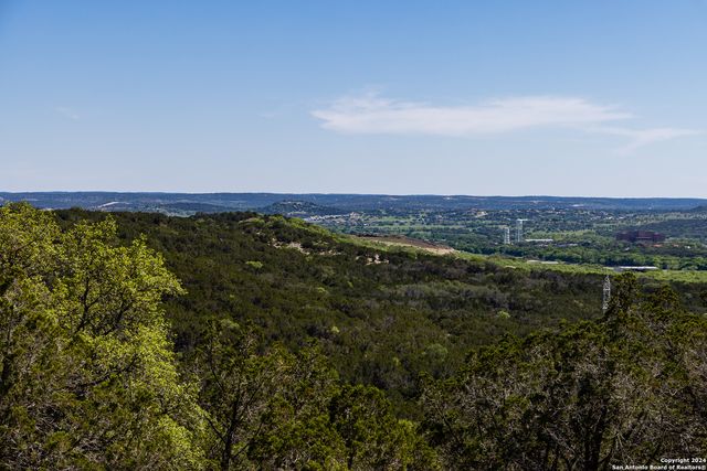 $899,000 | 179 North Countless Views Drive, Kerrville, TX 78003