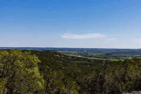 $899,000 | 179 North Countless Views Drive, Kerrville, TX 78003