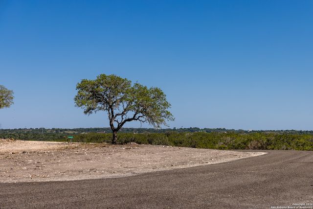$899,000 | 179 North Countless Views Drive, Kerrville, TX 78003