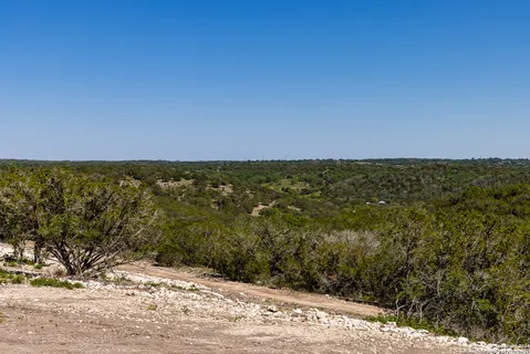 $899,000 | 179 North Countless Views Drive, Kerrville, TX 78003