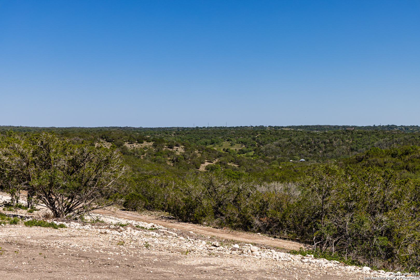 179 North Countless Views Drive Kerrville, TX 78003 - Photo 37 of 48