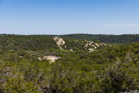 $899,000 | 179 North Countless Views Drive, Kerrville, TX 78003