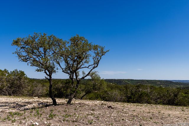 $899,000 | 179 North Countless Views Drive, Kerrville, TX 78003
