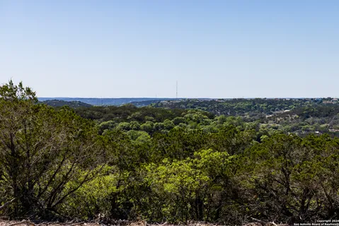 $899,000 | 179 North Countless Views Drive, Kerrville, TX 78003