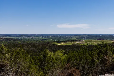$899,000 | 179 North Countless Views Drive, Kerrville, TX 78003