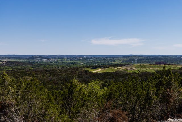 $899,000 | 179 North Countless Views Drive, Kerrville, TX 78003
