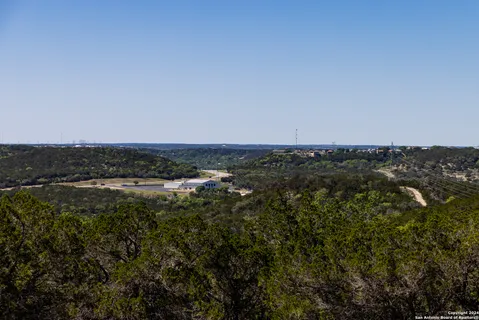 $899,000 | 179 North Countless Views Drive, Kerrville, TX 78003