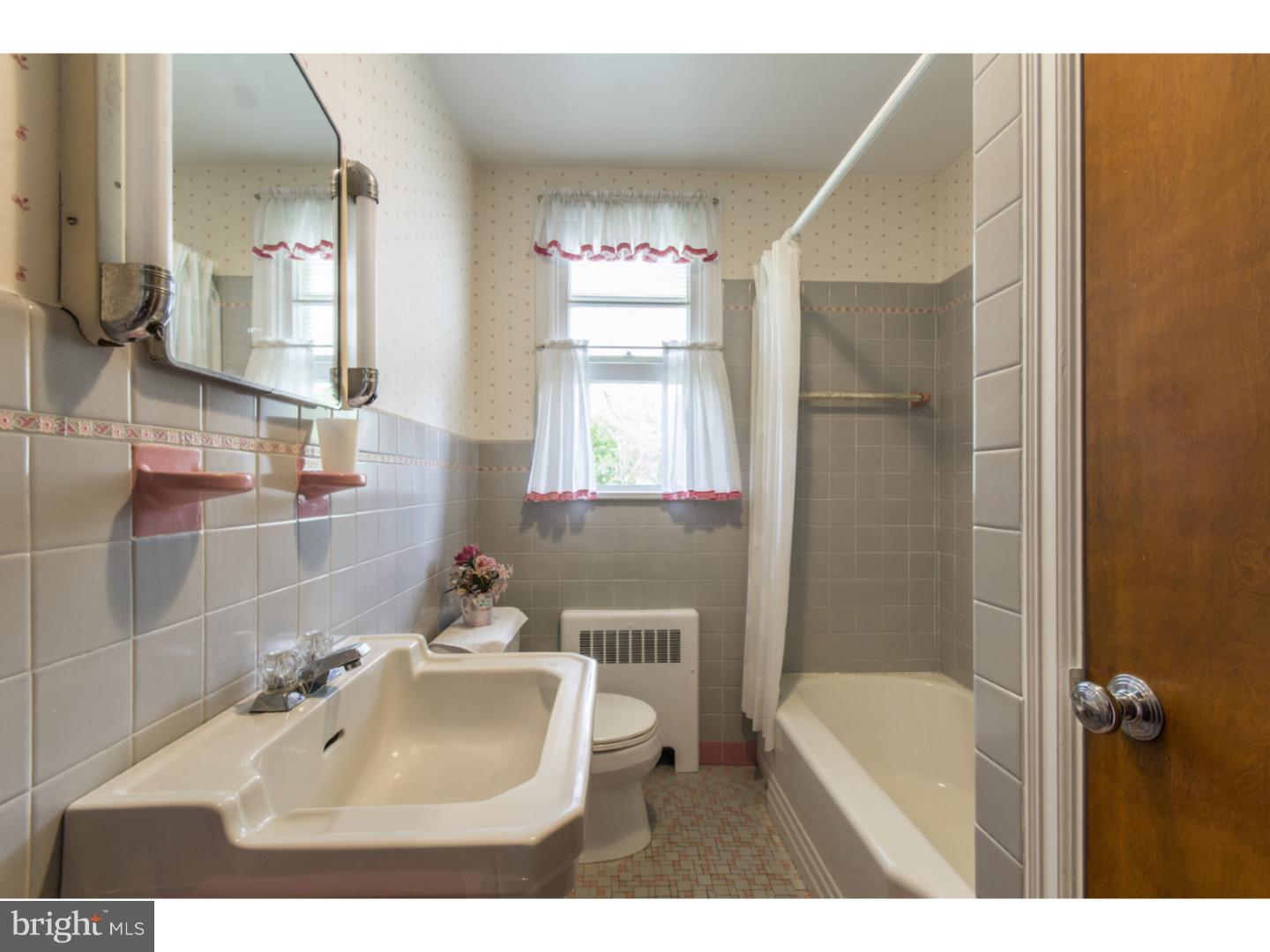 1008 West Welsh Road Ambler, PA 19002 - Photo 18 of 23 Bathroom