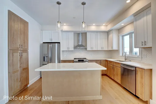 $880,000 | 36 Kasnet Drive, Rye, NH 03870