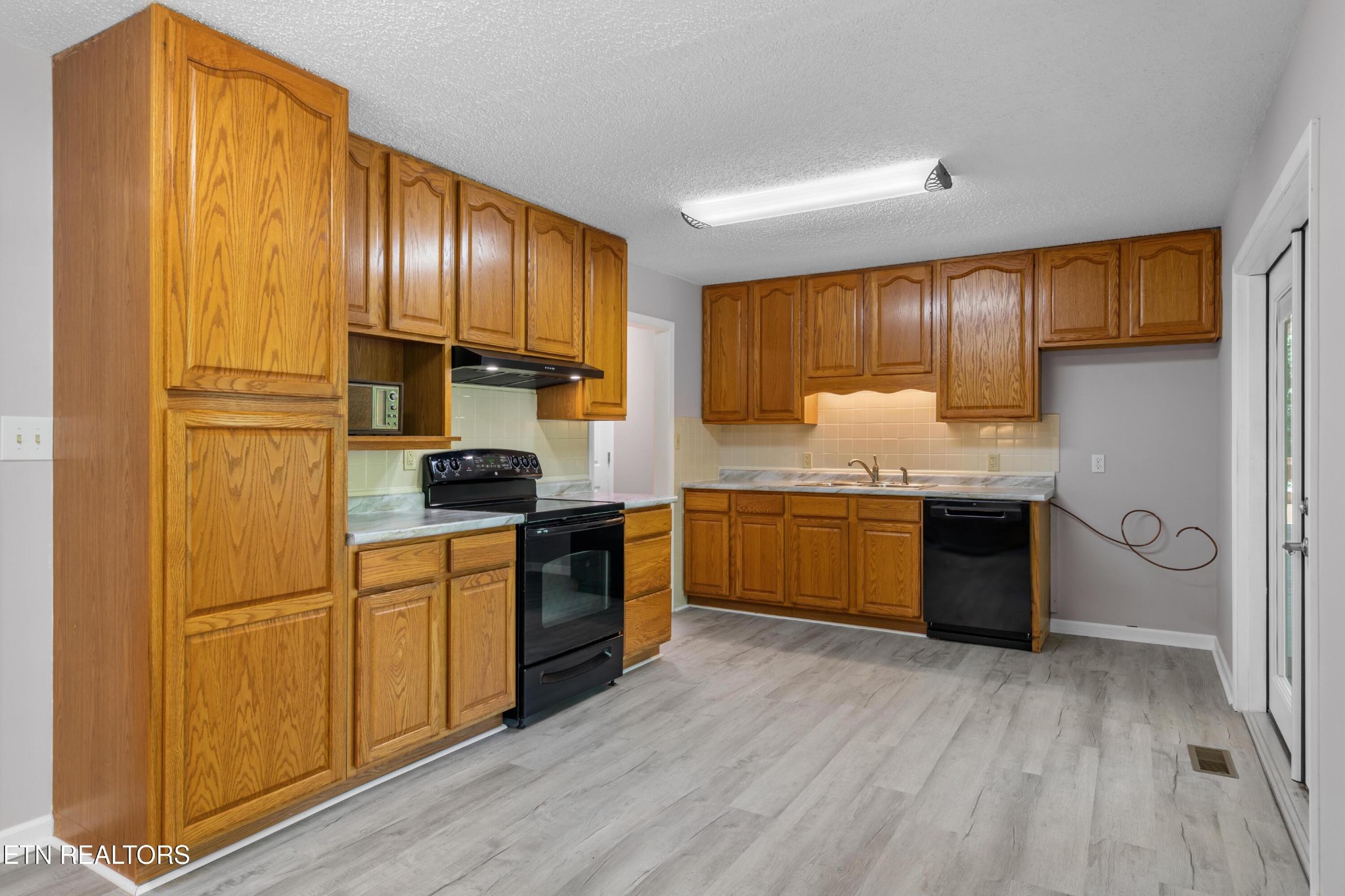 235 South Ridge Road Knoxville, TN 37920 - Photo 8 of 35