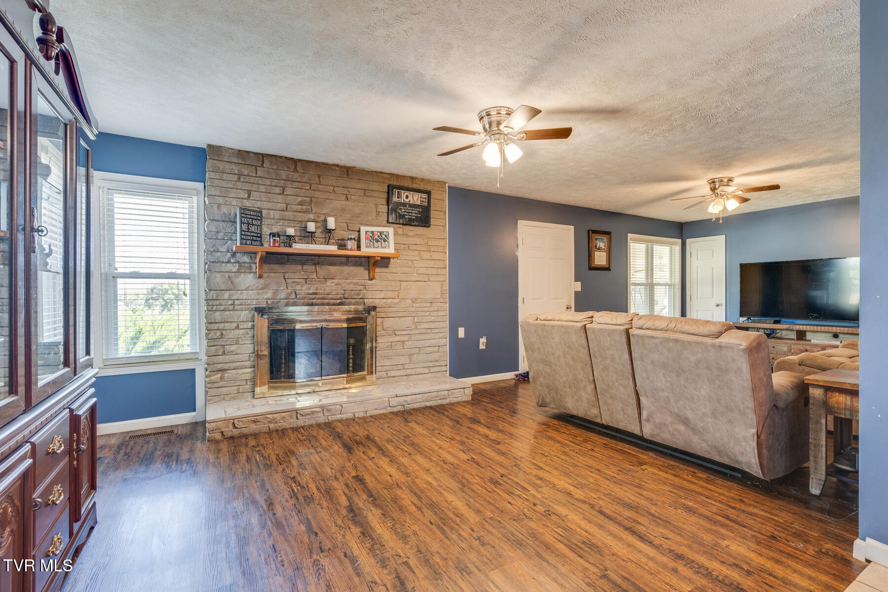 105 Solomon Road Mohawk, TN 37810 - Photo 8 of 36 living room