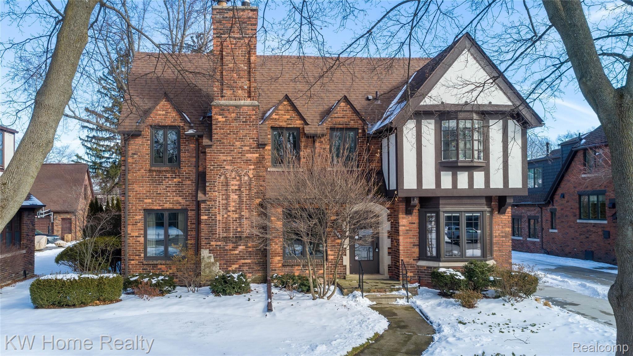 1146 Yorkshire Road Grosse Pointe, MI 48230 - Photo 1 of 39 ext-2.jpg-FULL