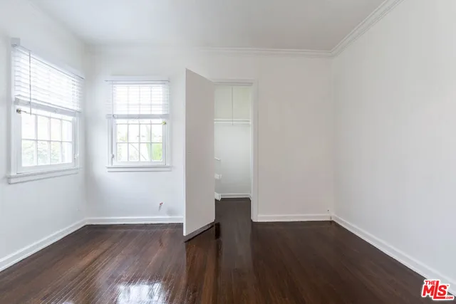 $6,500 | 146 North Citrus Avenue, Los Angeles, CA 90036