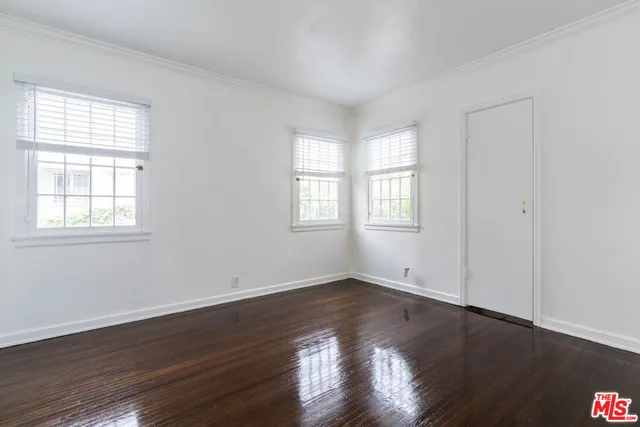 $6,500 | 146 North Citrus Avenue, Los Angeles, CA 90036