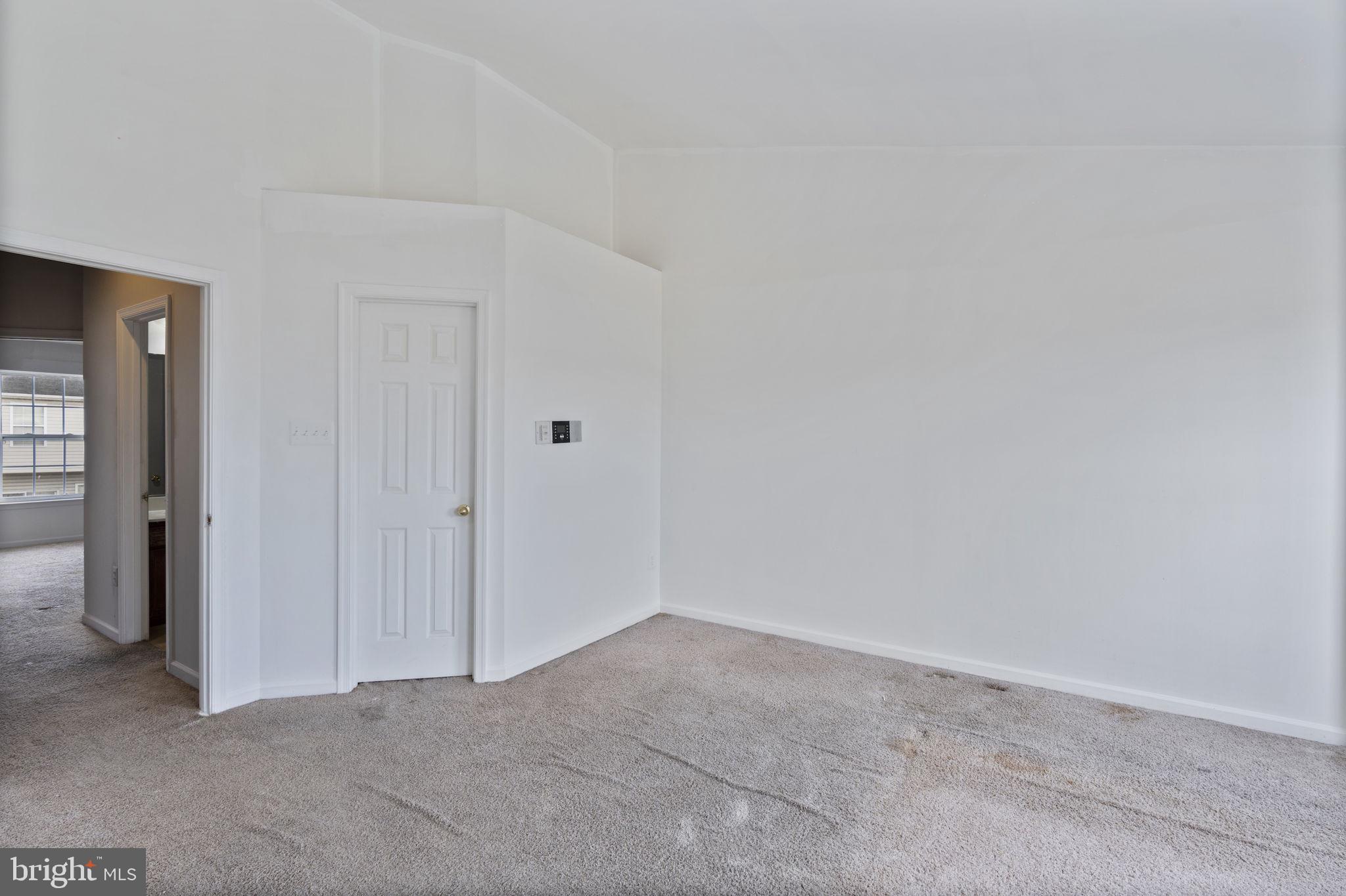 811 Middle River Road Baltimore, MD 21220 - Photo 24 of 55 a view of an empty room