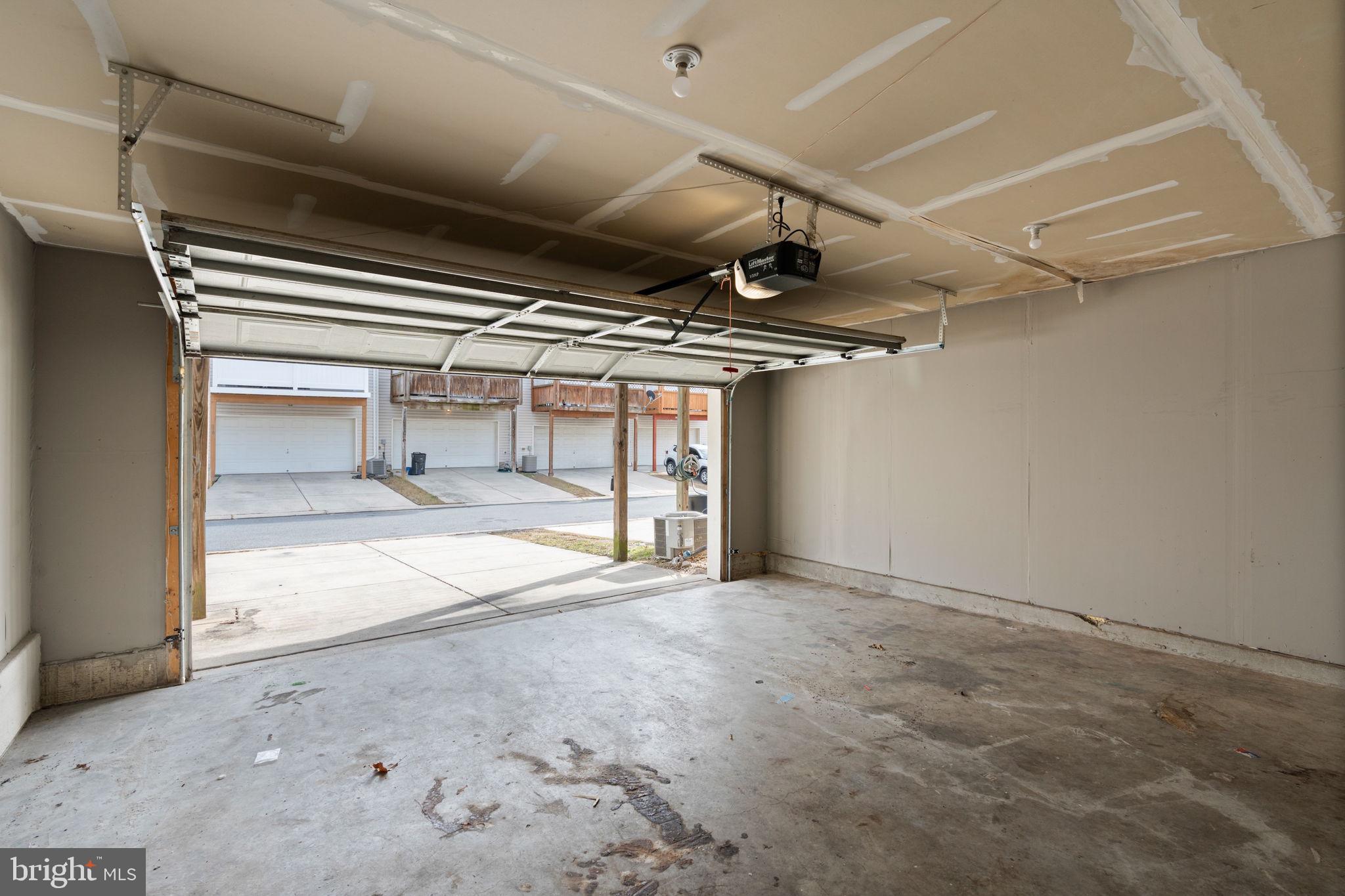 811 Middle River Road Baltimore, MD 21220 - Photo 41 of 55 a view of empty room