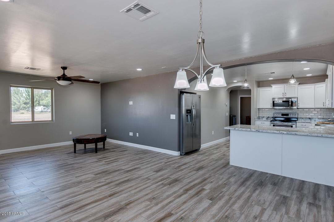 17821 West Ocotillo Road Waddell, AZ 85355 - Photo 8 of 43 08-Ocotillo