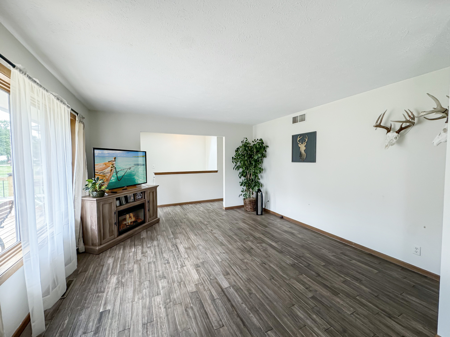 315 South Jackson Road Pecatonica, IL 61063 - Photo 14 of 58