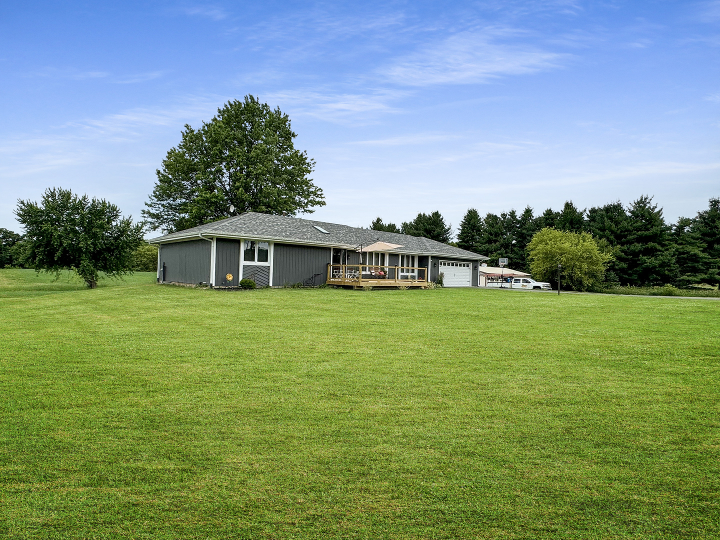 315 South Jackson Road Pecatonica, IL 61063 - Photo 3 of 58