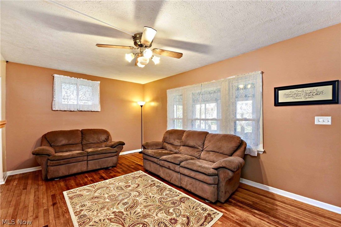 7914 Jameson Road Parma, OH 44129 - Photo 14 of 35