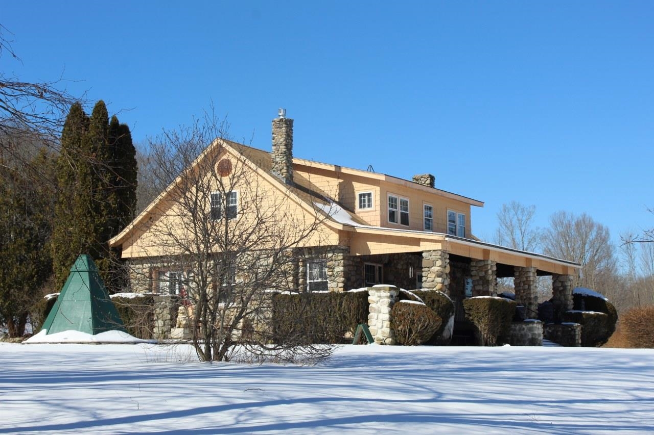 1054 Eureka Road Springfield, VT 05156 - Photo 3 of 39