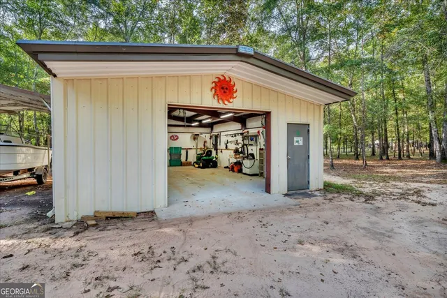 $345,000 | 81 Peach Blossom Road, Pineview, GA 31071