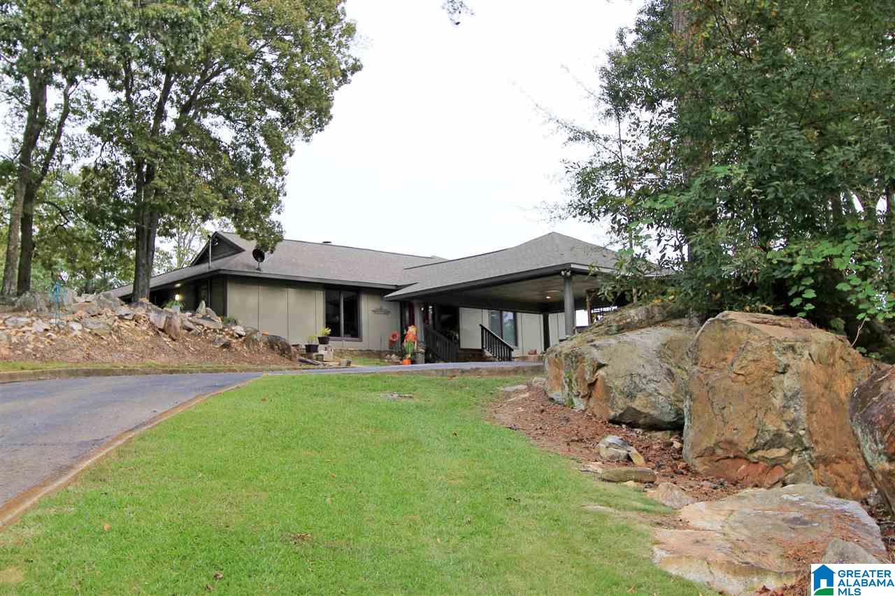 901 Hillyer High Road Anniston, AL 36207 - Photo 1 of 50
