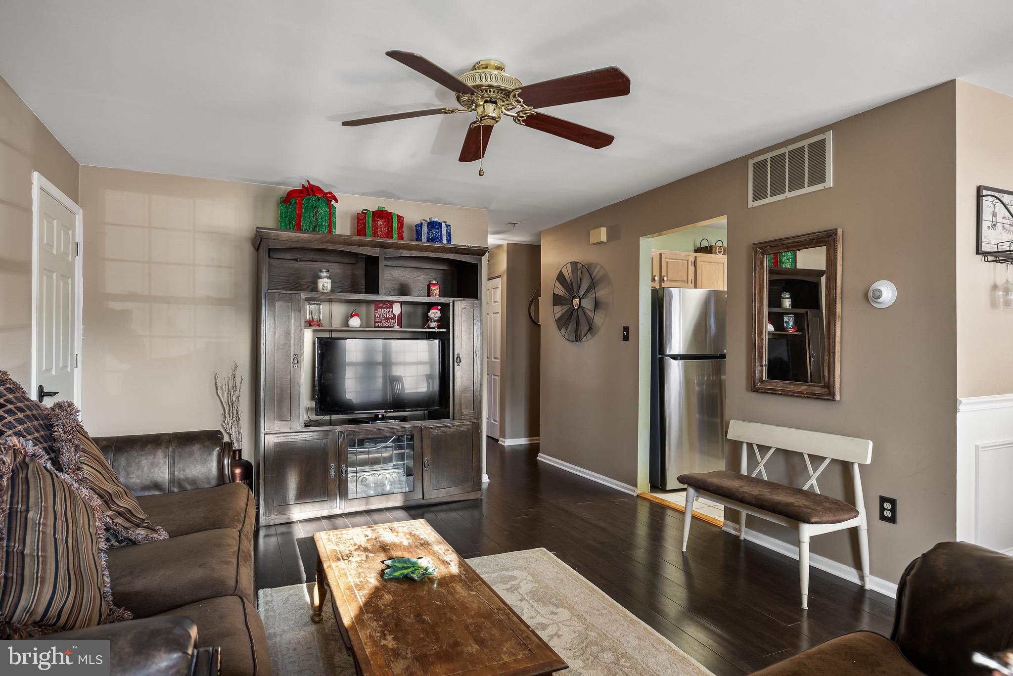 62 Eraser Road Moorestown, NJ 08057 - Photo 3 of 24