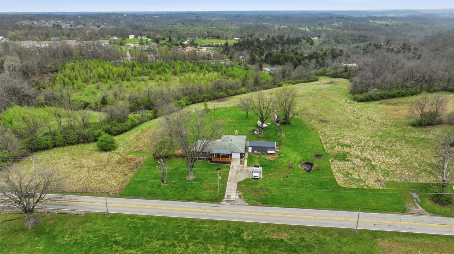 23876 State Line Road Lawrenceburg, IN 47025 - Photo 5 of 64