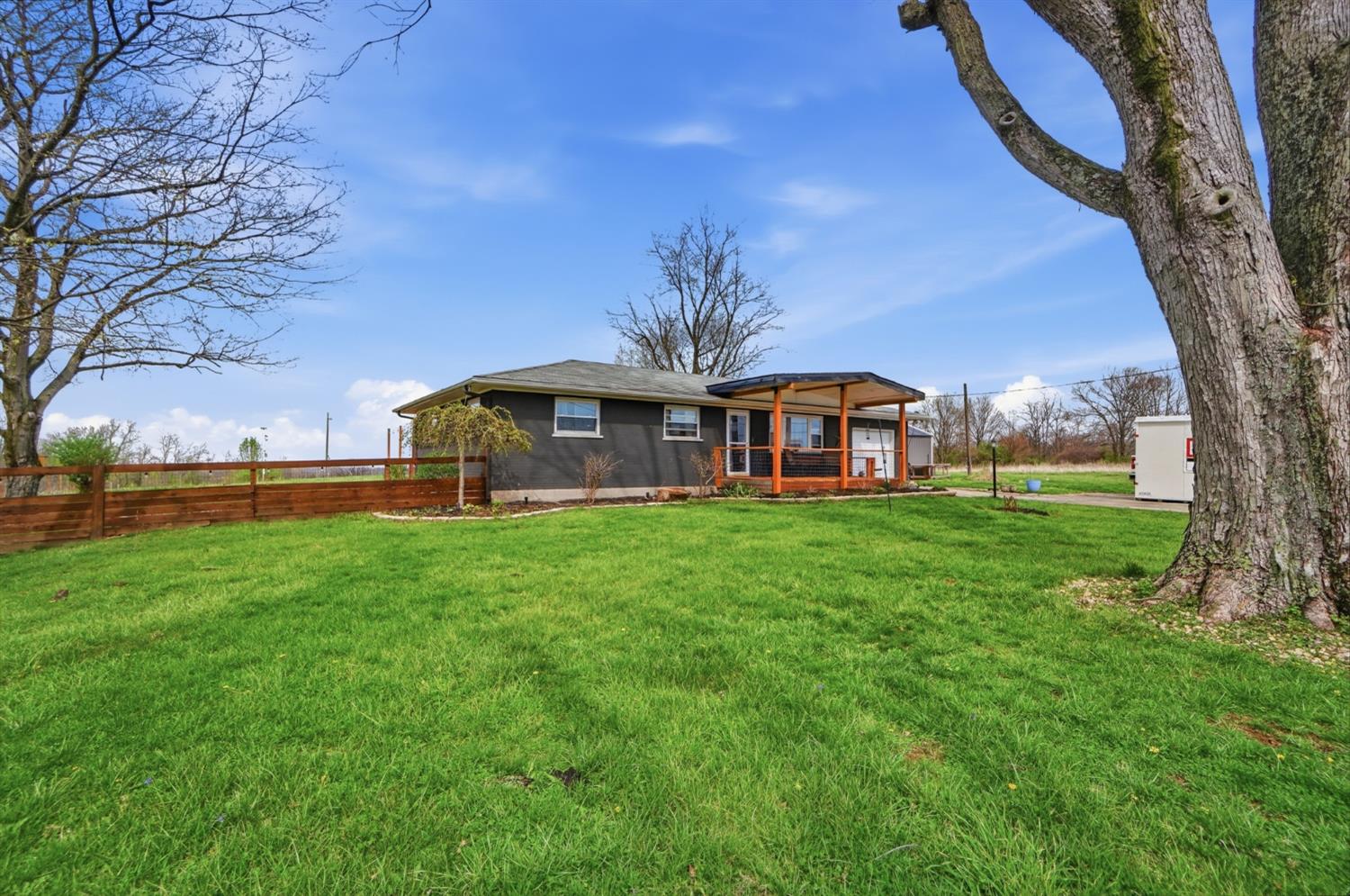 23876 State Line Road Lawrenceburg, IN 47025 - Photo 7 of 64