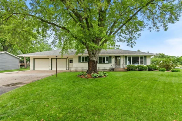 $250,000 | 1801 11th Avenue South, St. Cloud, MN 56301