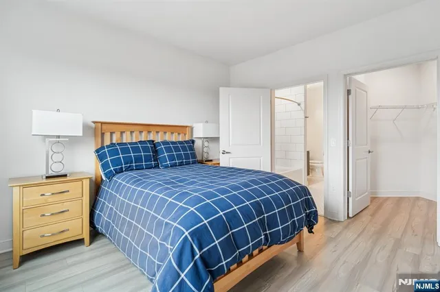 $5,000 | 300 Market Street, Unit 422, Montvale, NJ 07645