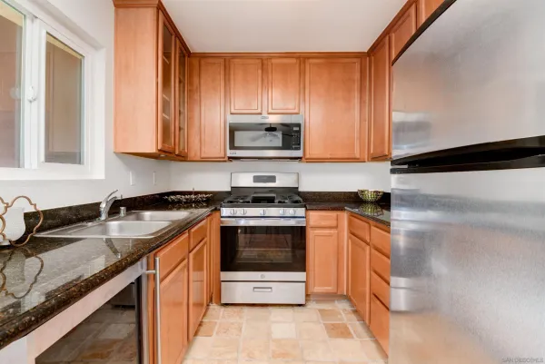 $2,655 | 526 Calle Montecito, Unit 140, Oceanside, CA 92057