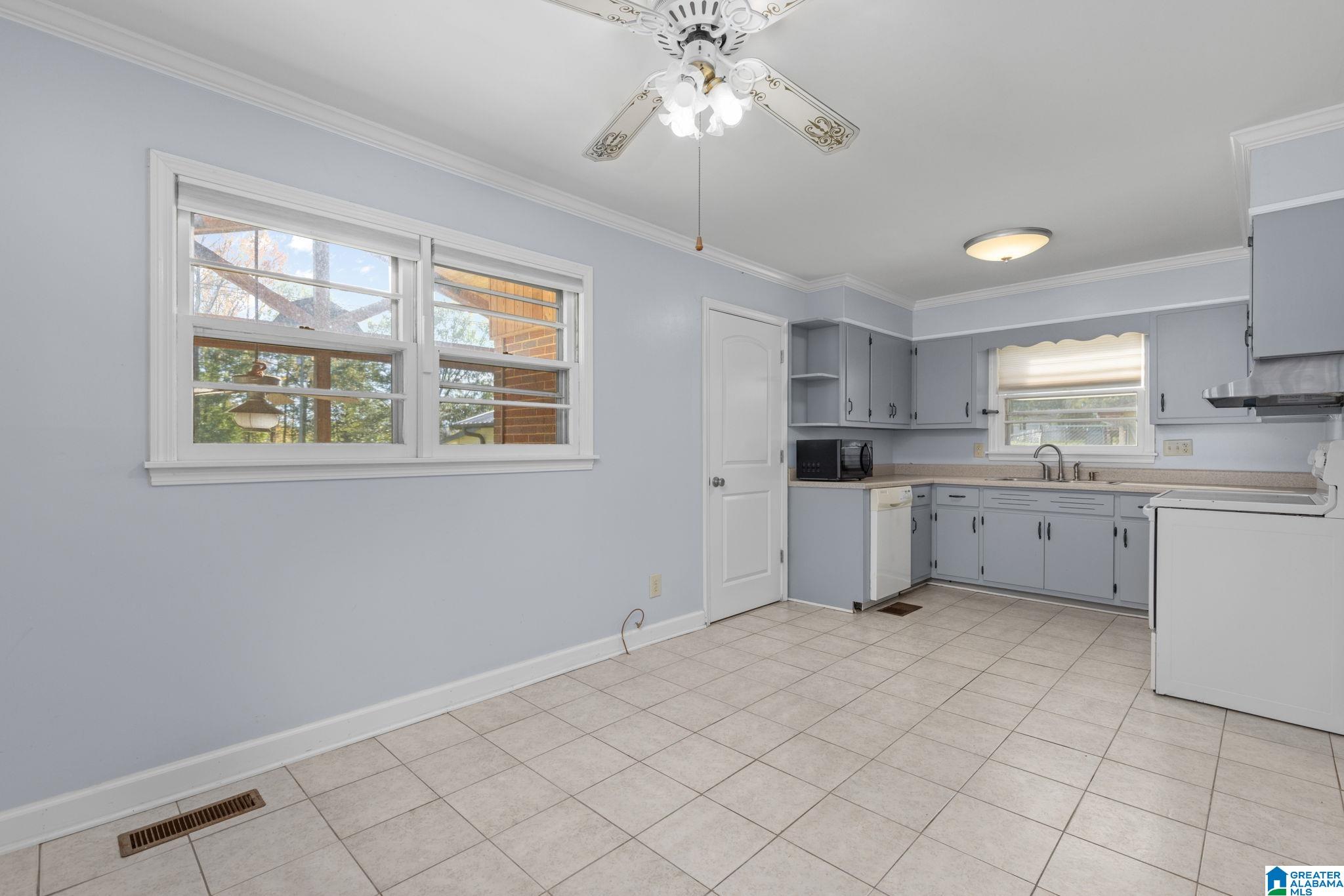 1114 Miller Street Southwest Cullman, AL 35055 - Photo 7 of 26