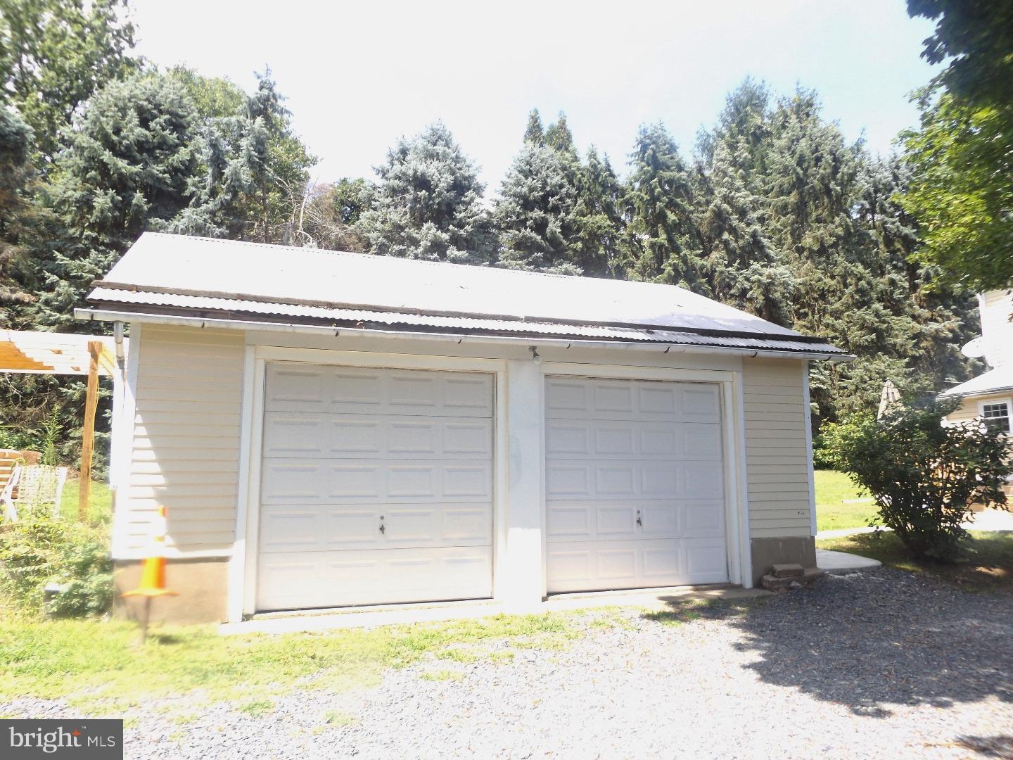 2662 Durham Road Buckingham, PA 18902 - Photo 3 of 25 Gallery Image 3