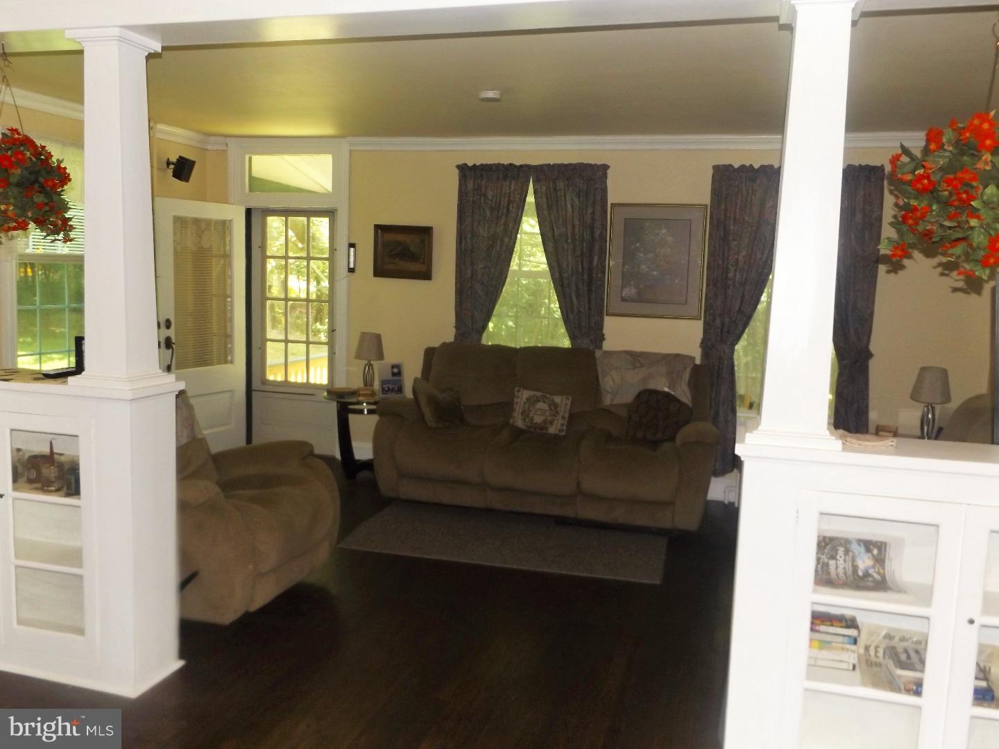 2662 Durham Road Buckingham, PA 18902 - Photo 4 of 25 Gallery Image 4