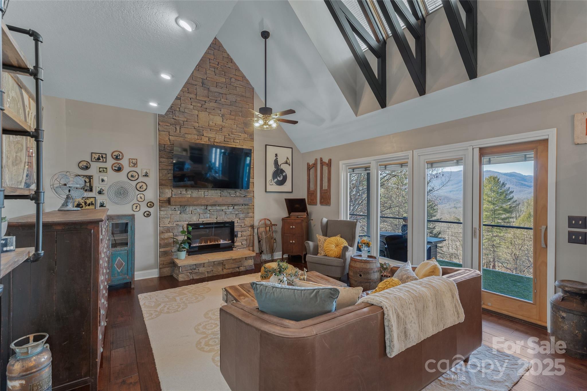 268 Echo Ridge Road Whittier, NC 28789 - Photo 7 of 45 Gallery Image 7