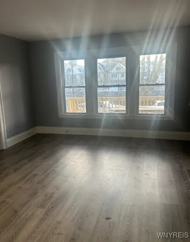 $1,100 | 232 Humboldt Parkway, Buffalo, NY 14214