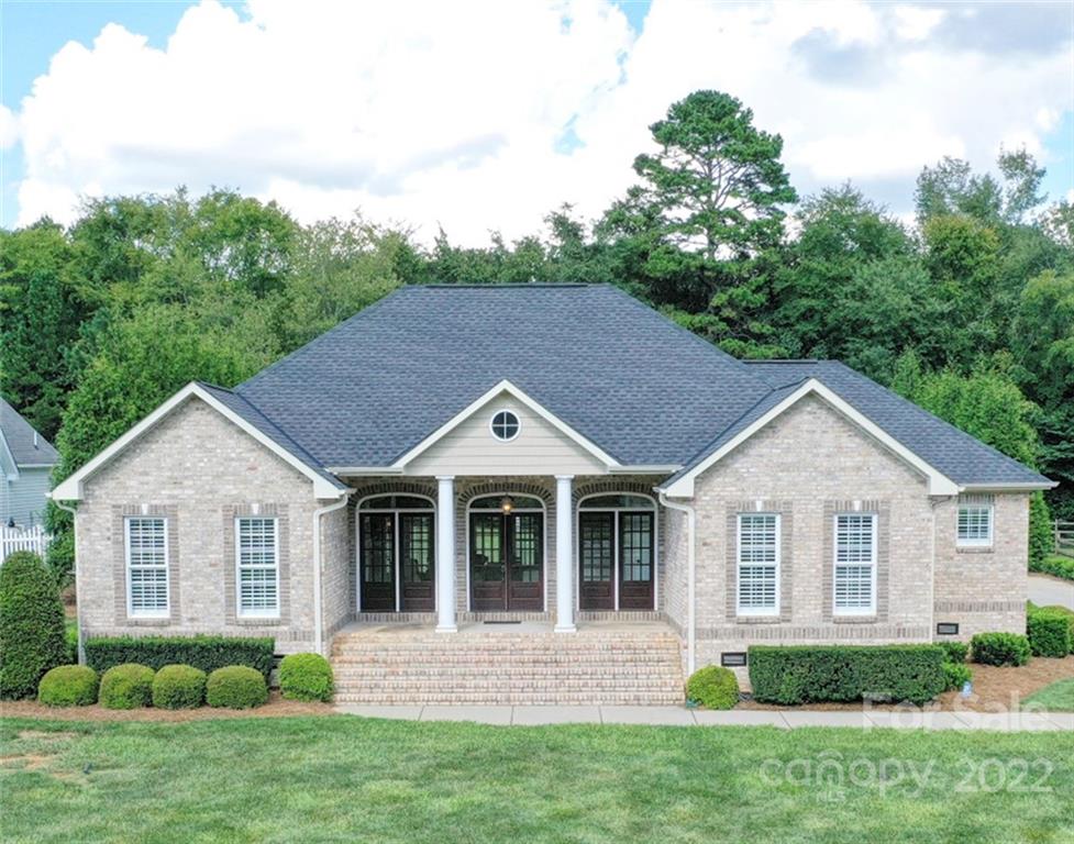 1717 South Point Road Belmont, NC 28012 - Photo 1 of 42 Gallery Image 1