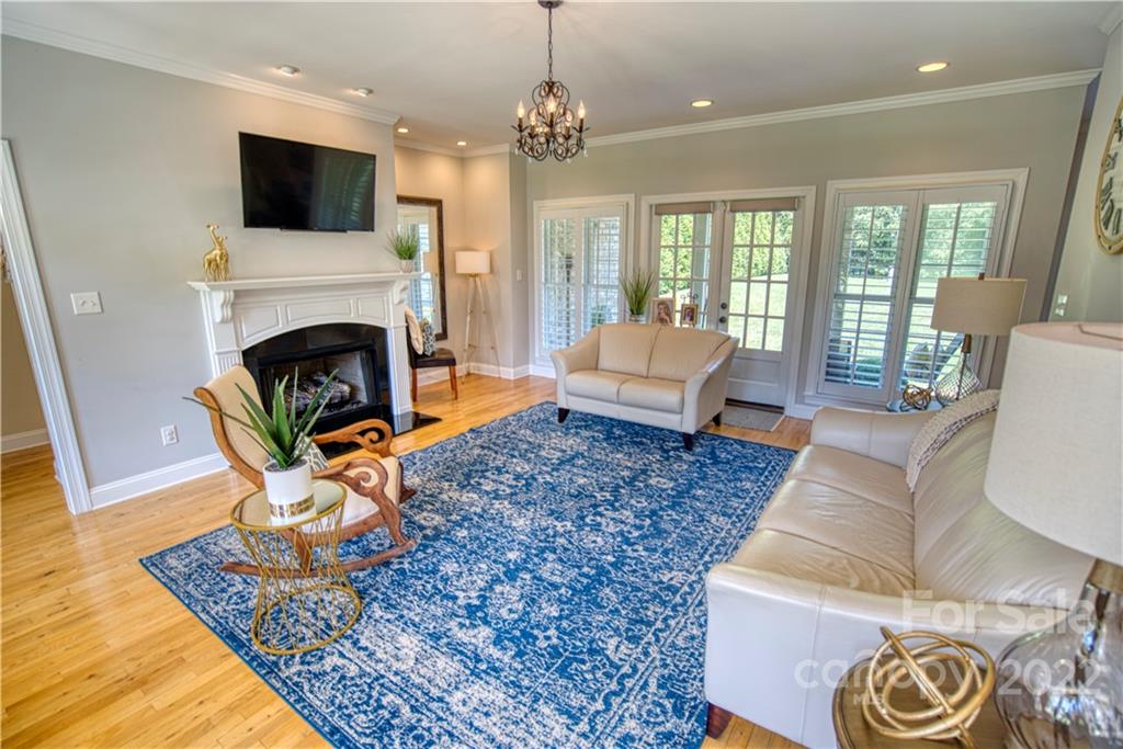1717 South Point Road Belmont, NC 28012 - Photo 4 of 42 Gallery Image 4