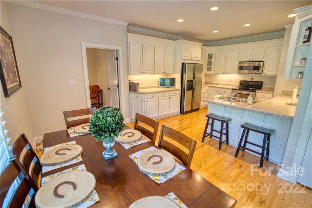 1717 South Point Road Belmont, NC 28012 - Photo 7 of 42 Gallery Image 7